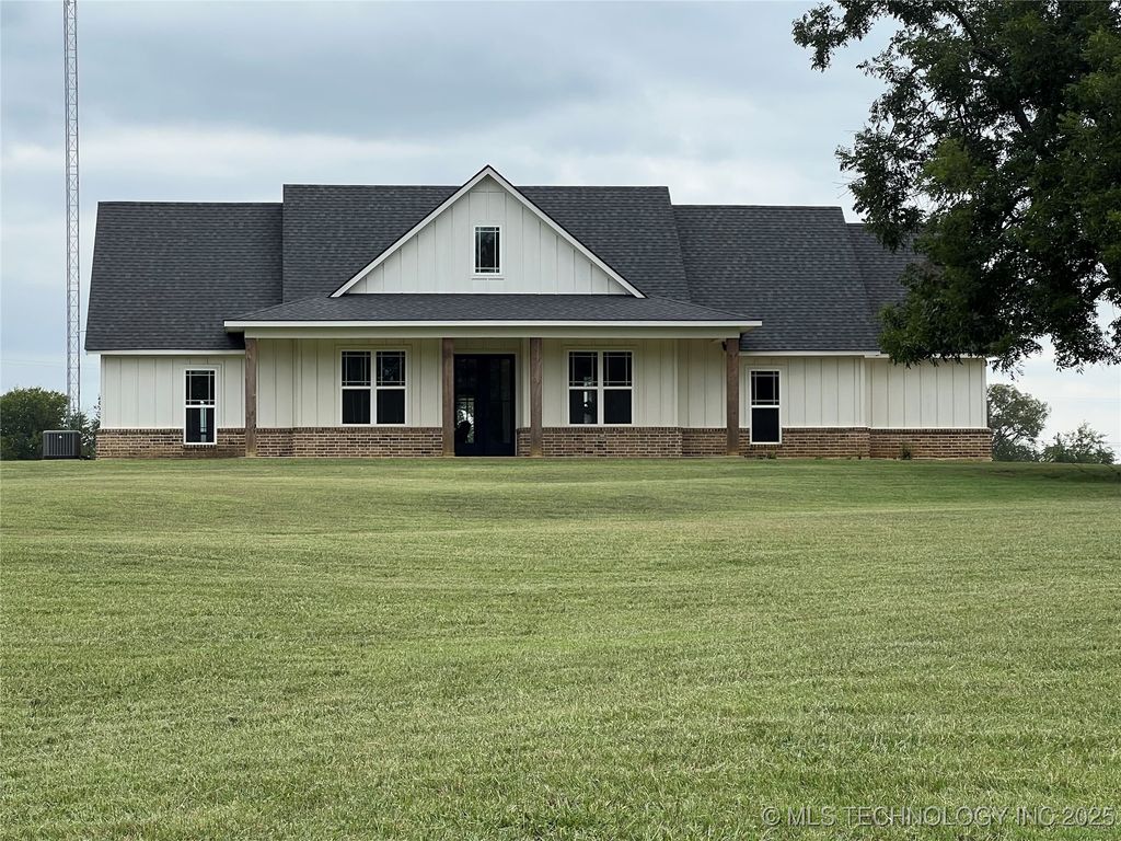 803 Silver Valley Road, Durant, OK 74701