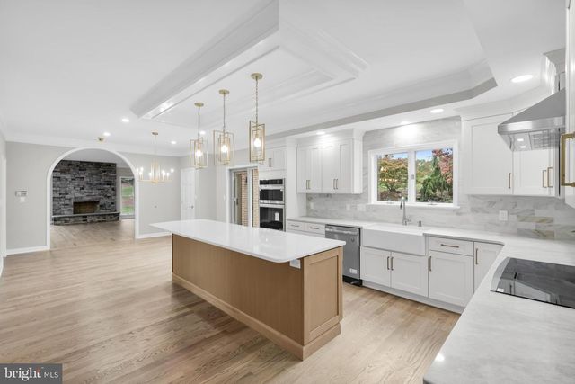 3685 MANOR RD, Bethlehem, PA 18020