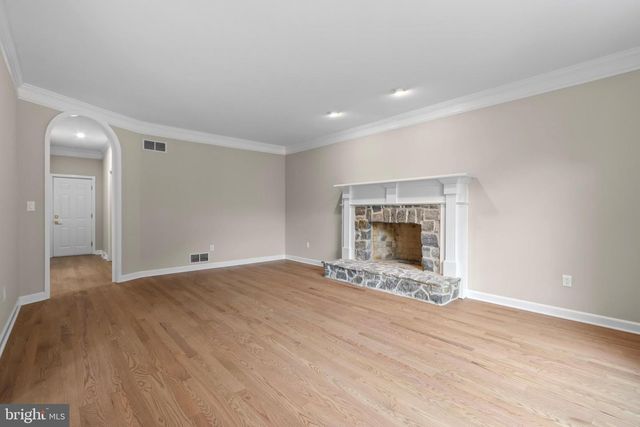 3685 MANOR RD, Bethlehem, PA 18020