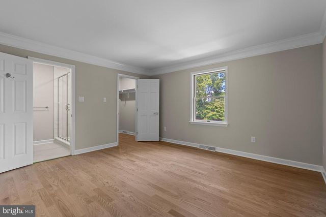 3685 MANOR RD, Bethlehem, PA 18020