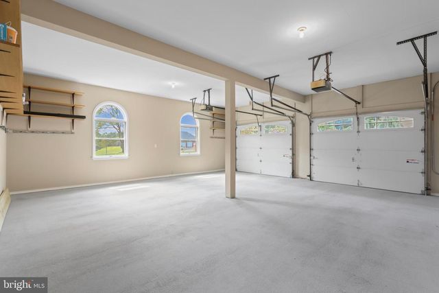 3685 MANOR RD, Bethlehem, PA 18020