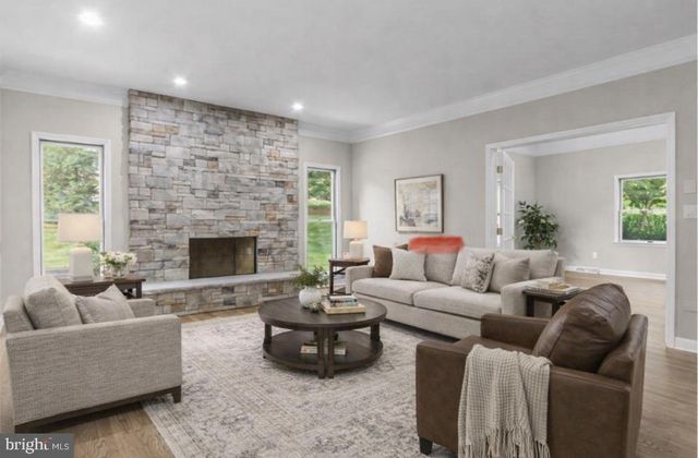3685 MANOR RD, Bethlehem, PA 18020