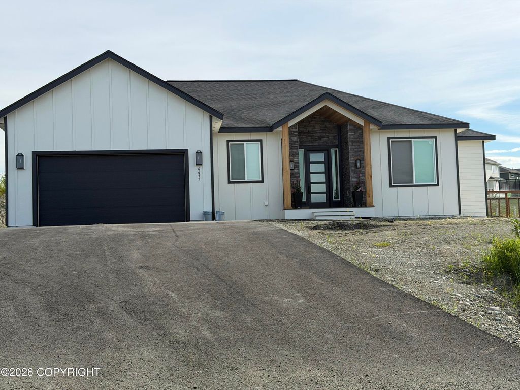 2567 S Rainbow View Circle, Wasilla, AK 99645