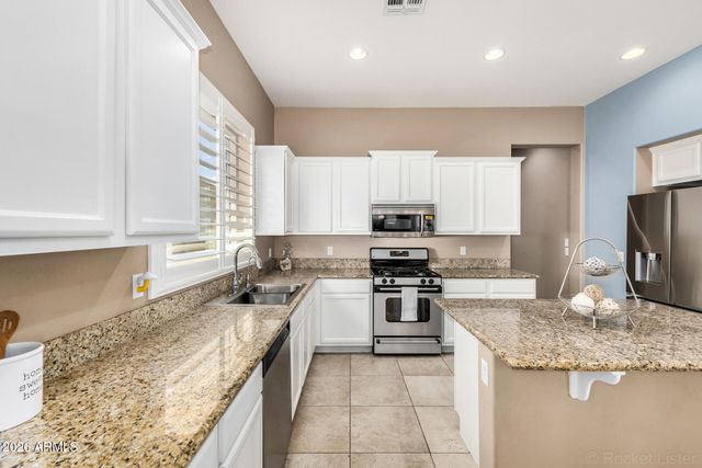 3939 E DUBOIS Avenue, Gilbert, AZ 85298