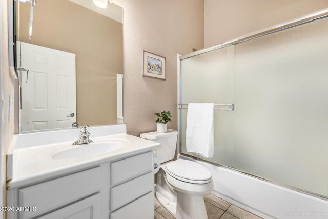 3939 E DUBOIS Avenue, Gilbert, AZ 85298