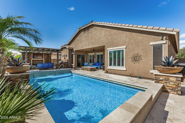 3939 E DUBOIS Avenue, Gilbert, AZ 85298