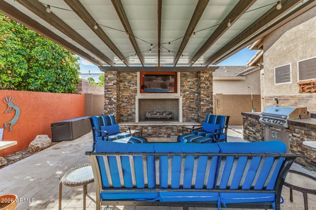 3939 E DUBOIS Avenue, Gilbert, AZ 85298