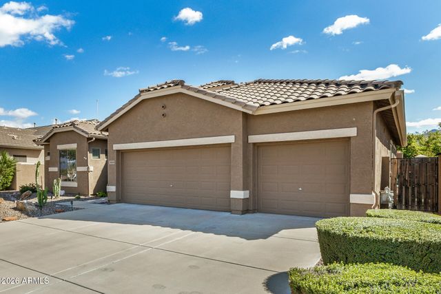 3939 E DUBOIS Avenue, Gilbert, AZ 85298