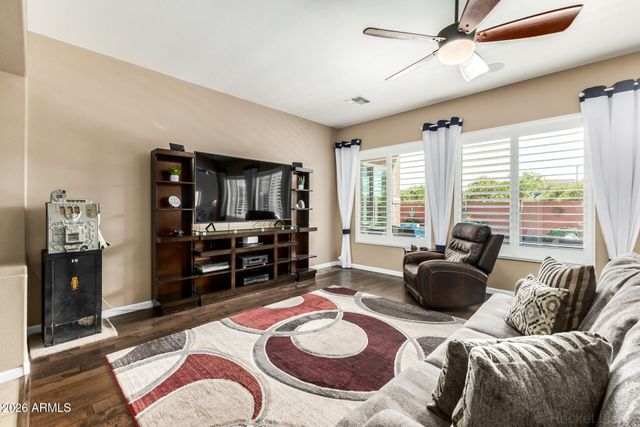 3939 E DUBOIS Avenue, Gilbert, AZ 85298