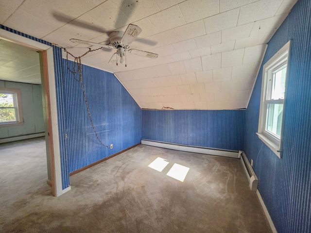 25 Barrett Ave, Worcester, MA 01605