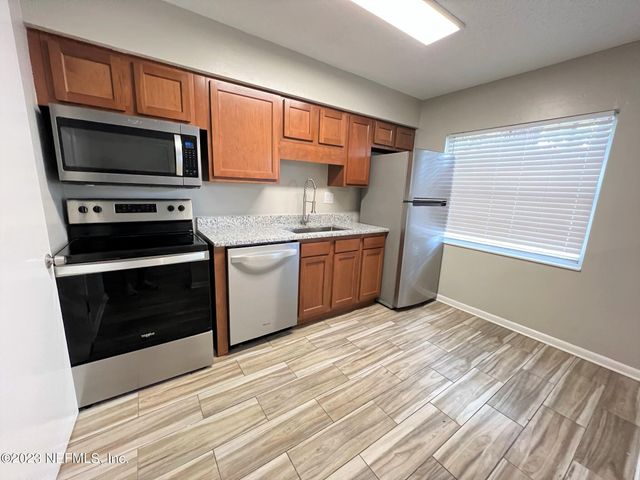 5404 101ST Street 4, Jacksonville, FL 32210