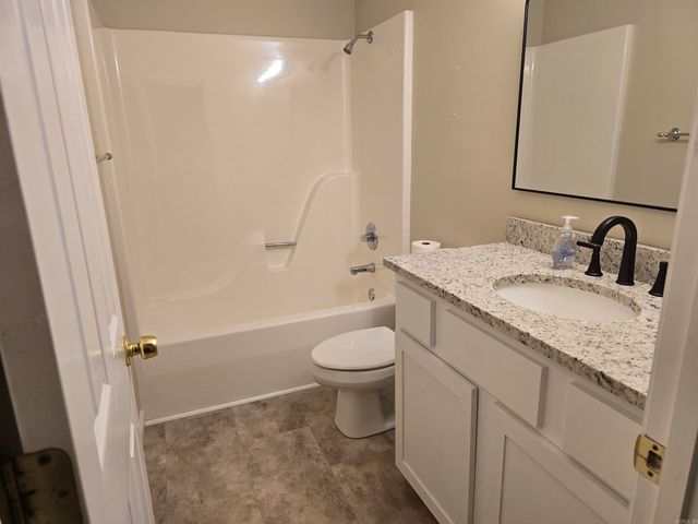 25 Caney Hill Road, Conway, AR 72032