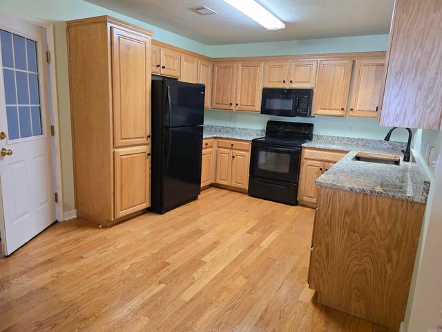 25 Caney Hill Road, Conway, AR 72032