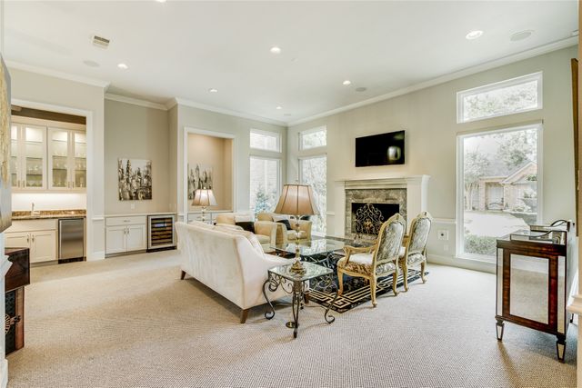 7233 Helsem Bend, Dallas, TX 75230