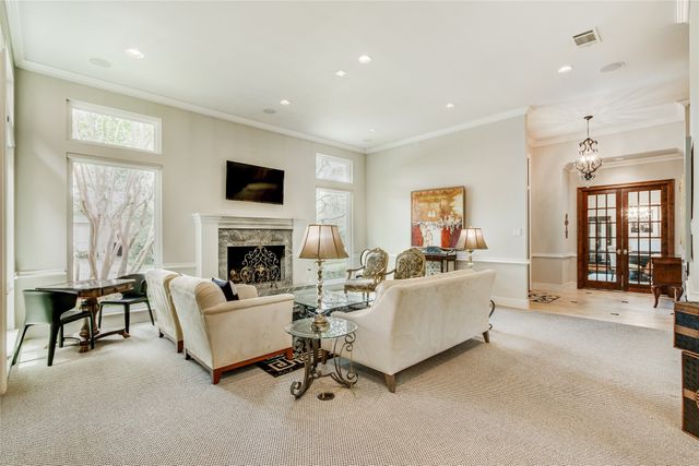 7233 Helsem Bend, Dallas, TX 75230
