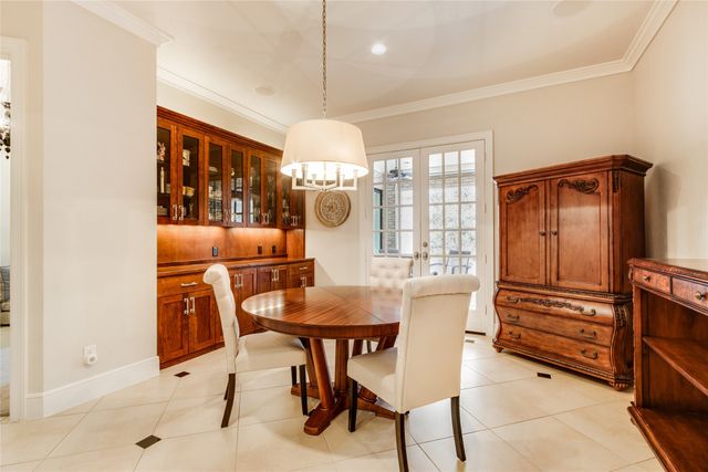 7233 Helsem Bend, Dallas, TX 75230