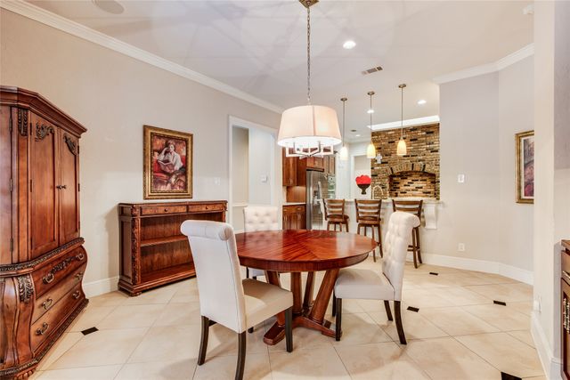 7233 Helsem Bend, Dallas, TX 75230