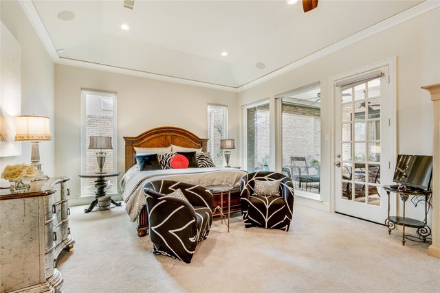 7233 Helsem Bend, Dallas, TX 75230