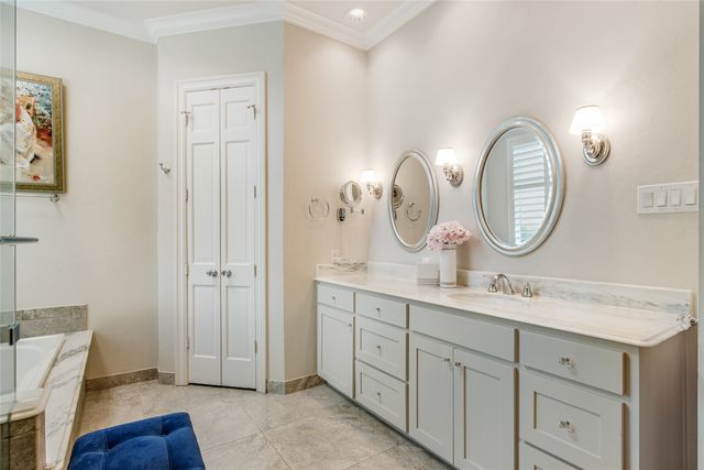7233 Helsem Bend, Dallas, TX 75230
