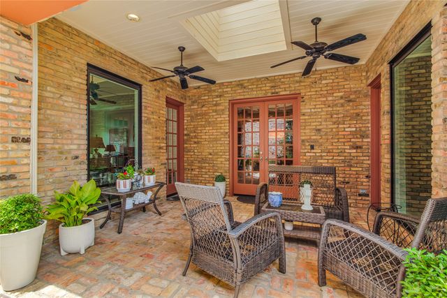 7233 Helsem Bend, Dallas, TX 75230