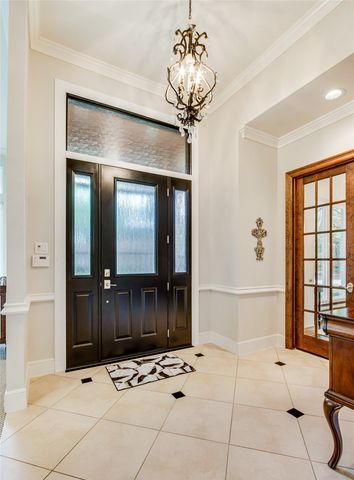 7233 Helsem Bend, Dallas, TX 75230