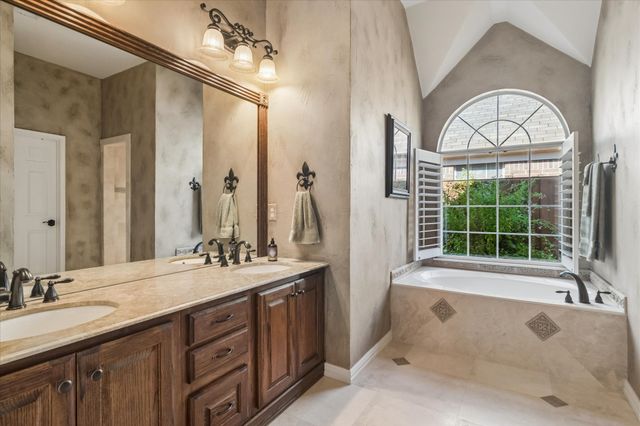 10521 Chablis Lane, Frisco, TX 75035