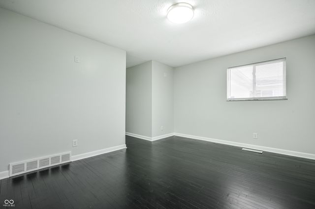 7527 E Raymond Street, Indianapolis, IN 46239