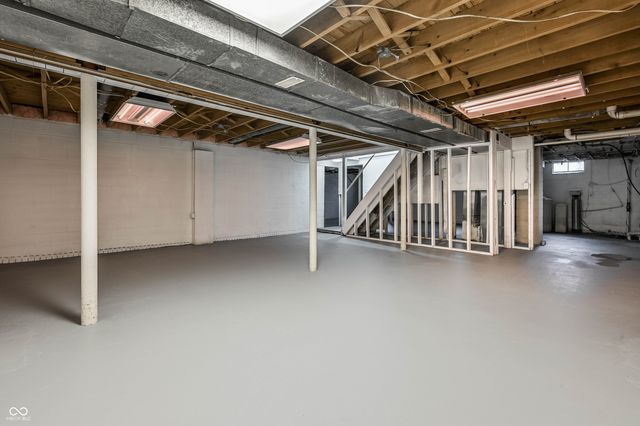 7527 E Raymond Street, Indianapolis, IN 46239