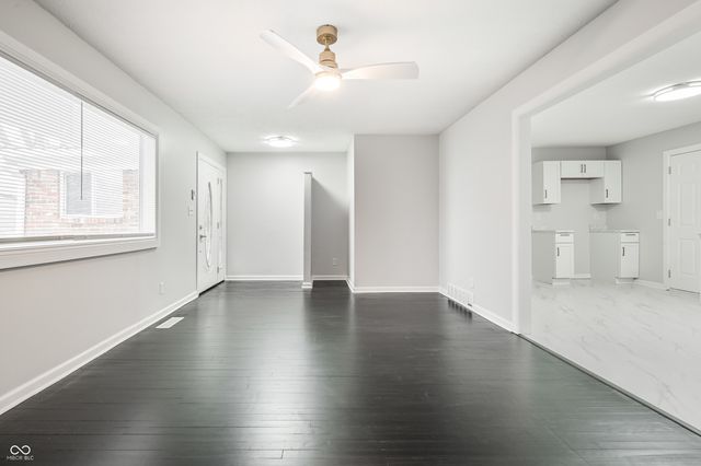 7527 E Raymond Street, Indianapolis, IN 46239