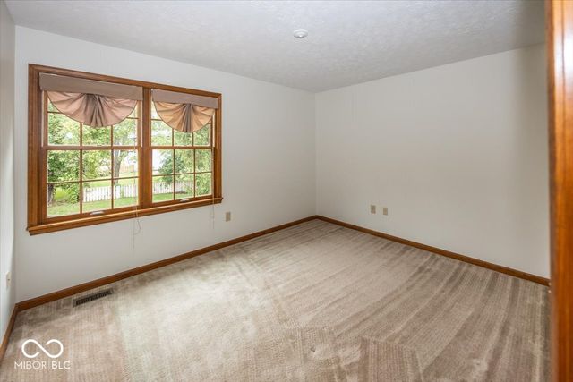 11310 Knightsbridge Lane, Fishers, IN 46037