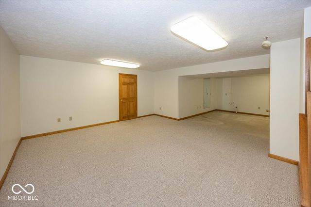11310 Knightsbridge Lane, Fishers, IN 46037
