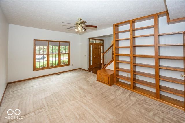 11310 Knightsbridge Lane, Fishers, IN 46037