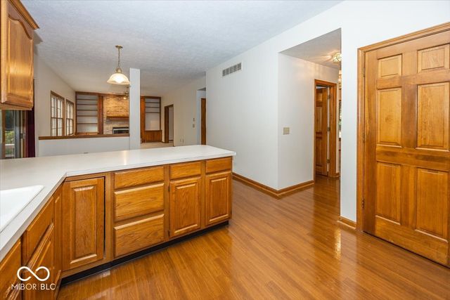 11310 Knightsbridge Lane, Fishers, IN 46037