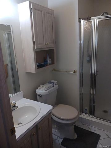 21767 Sunset Drive 25, Macomb, MI 48044