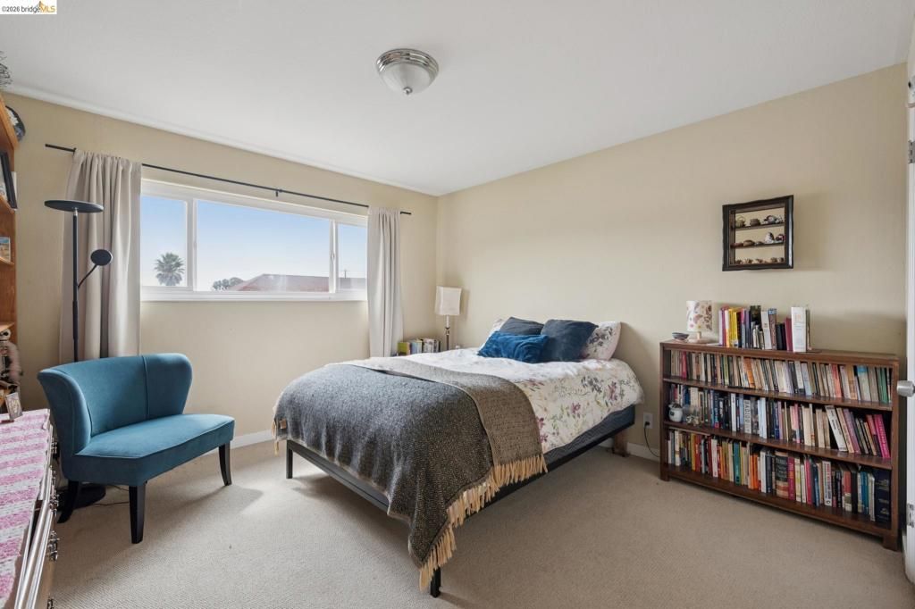 Image 16 of property listing at 3054 Bona St D, Oakland, CA 94601
