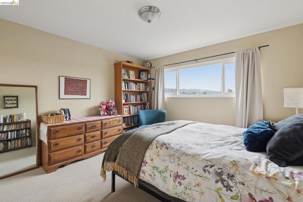 Image 17 of property listing at 3054 Bona St D, Oakland, CA 94601