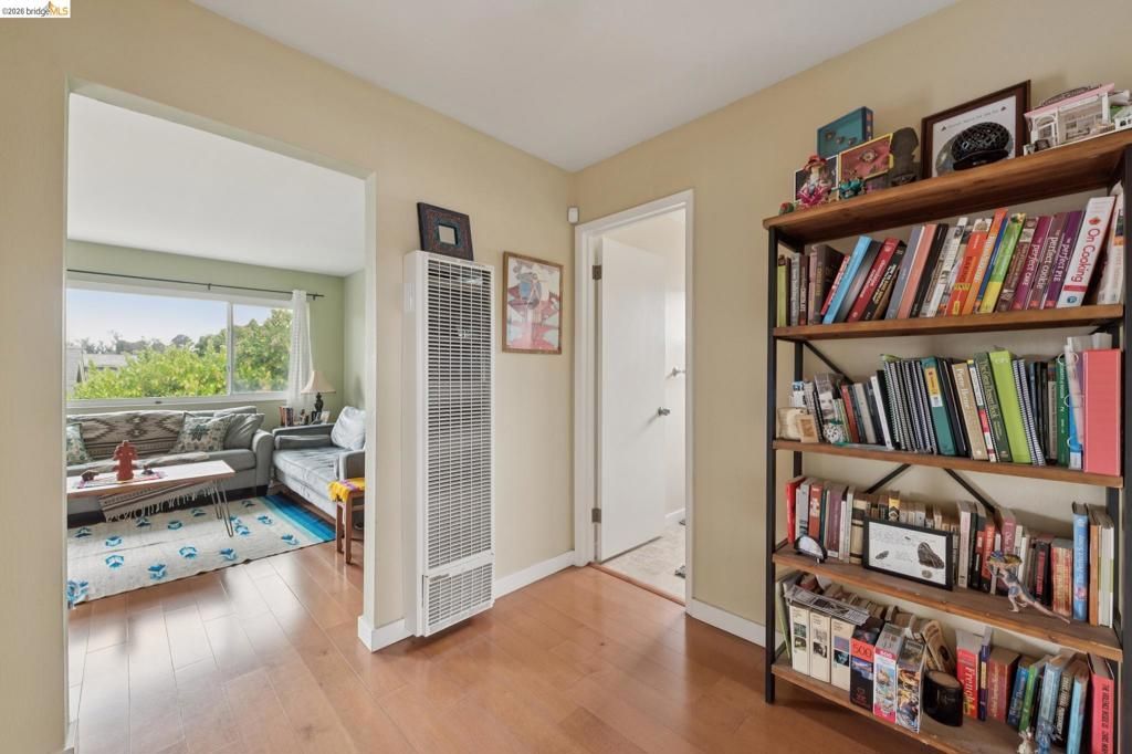 Image 21 of property listing at 3054 Bona St D, Oakland, CA 94601