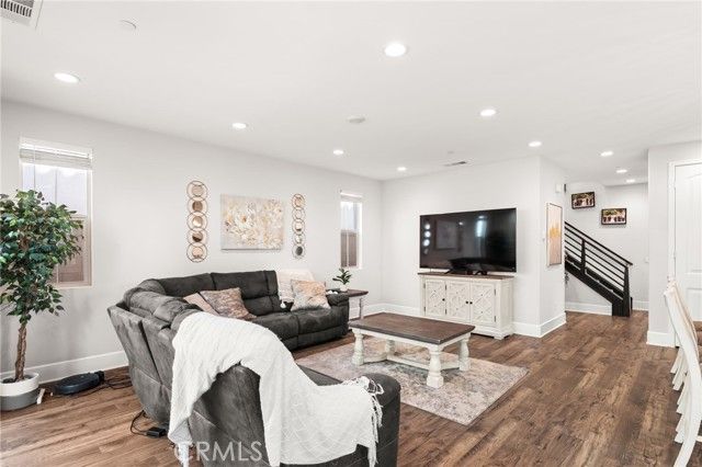 5338 Matera Lane, Fontana, CA 92336
