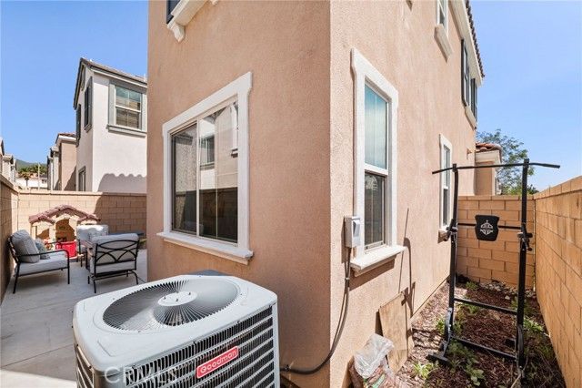 5338 Matera Lane, Fontana, CA 92336