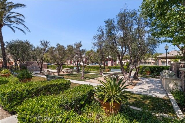 5338 Matera Lane, Fontana, CA 92336
