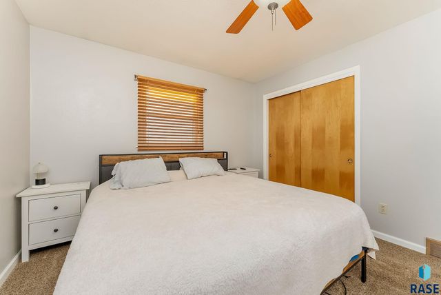 707 S Hawthorne Ave Avenue, Sioux Falls, SD 57104