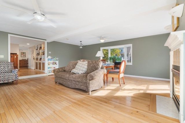 59 Norval Ave, Stoneham, MA 02180