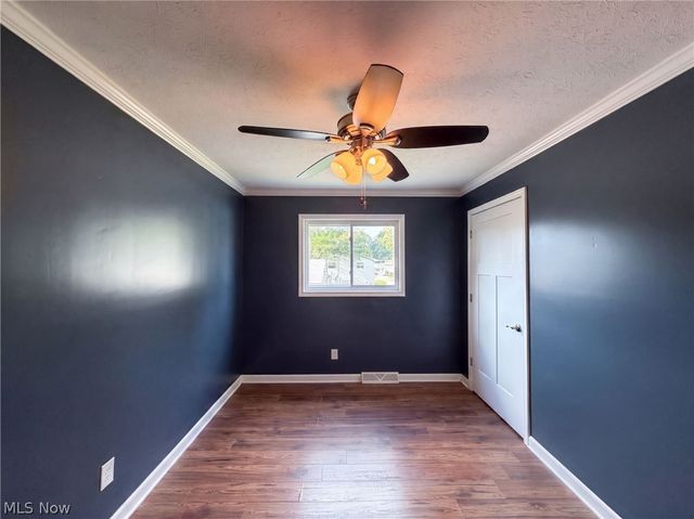 25142 Deerfield Drive, North Olmsted, OH 44070