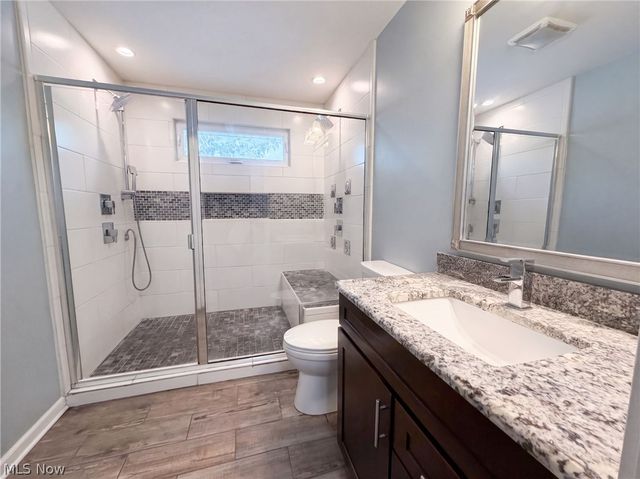 25142 Deerfield Drive, North Olmsted, OH 44070