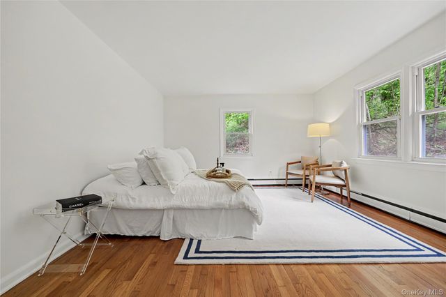 28 Valley View Road, Chappaqua, NY 10514