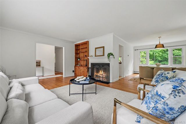 28 Valley View Road, Chappaqua, NY 10514