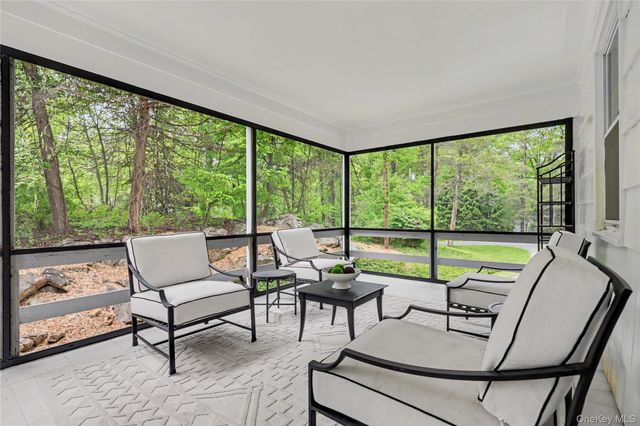 28 Valley View Road, Chappaqua, NY 10514