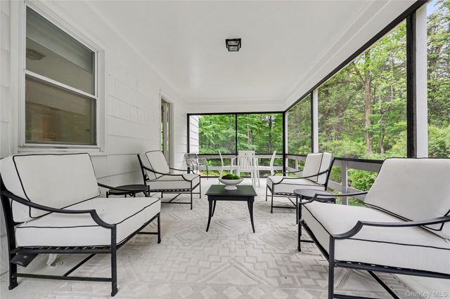 28 Valley View Road, Chappaqua, NY 10514