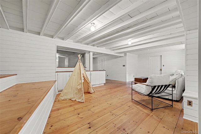 28 Valley View Road, Chappaqua, NY 10514