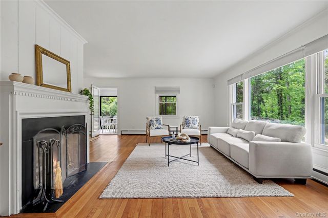 28 Valley View Road, Chappaqua, NY 10514